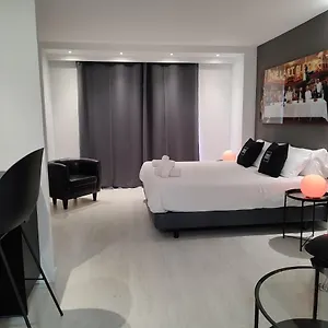 https://urban-spaces-ibiza.ibizaislandhotels.net
