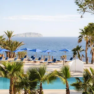 https://cala-martina.ibizaislandhotels.net